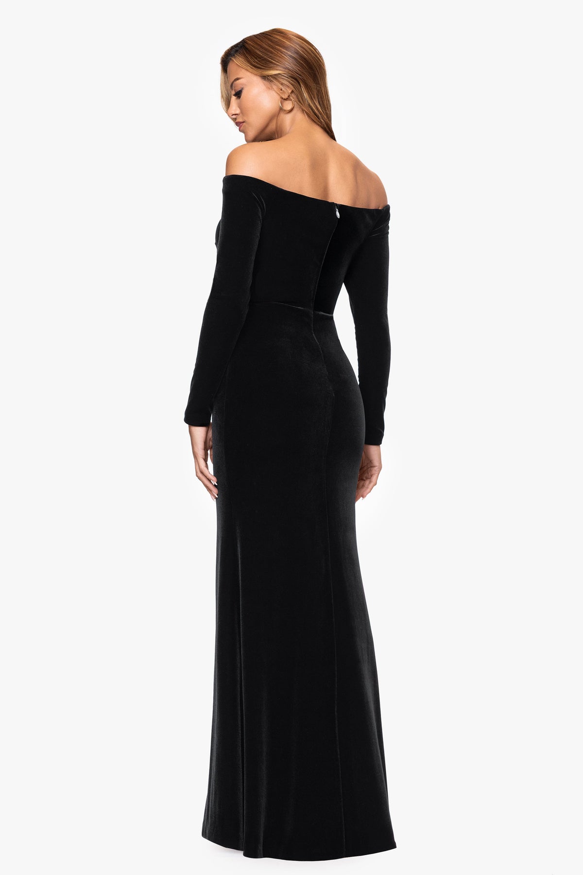 Petite "Danni" Velvet Off The Shoulder Long Sleeve Dress Black